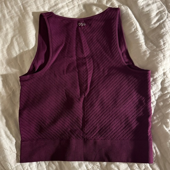 DSG Women's Momentum Seamless Cropped Tank Top Magenta Size S - Picture 5 of 10